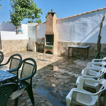 Casa Detres Cogollos de Guadix